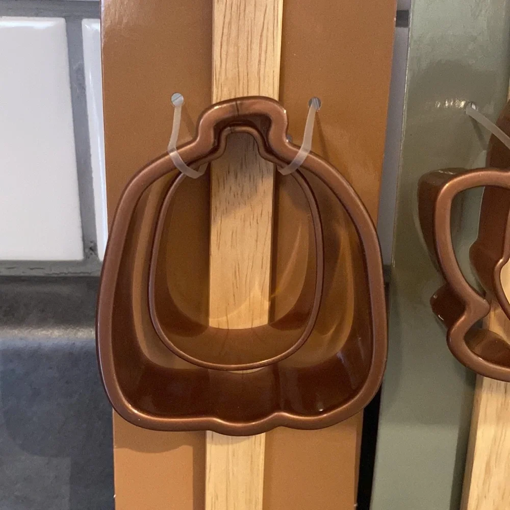 Fall Baking Sets - Picture 3 of 6